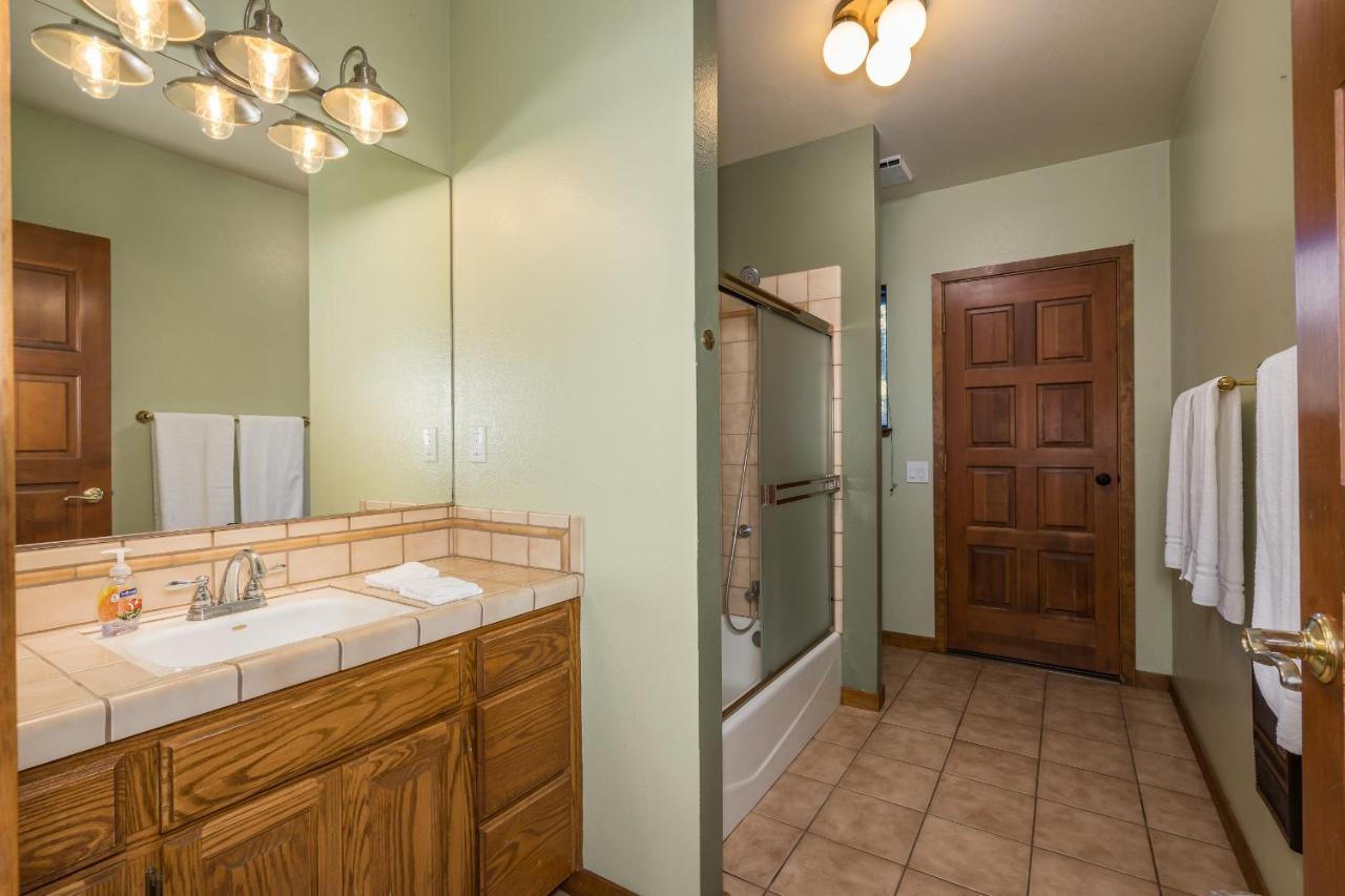 Casa Rio Yosemite -Waterfall Plus 9 Acres Oakhurst Buitenkant foto